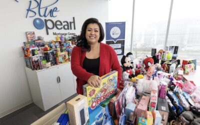 Empty Stocking Fund: A child of refugees, Jennifer Souvanvong has found a way to give back to Surrey Christmas Bureau